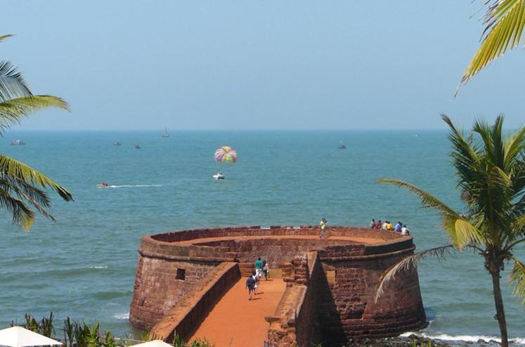 Lui Beach Resort Candolim Εξωτερικό φωτογραφία